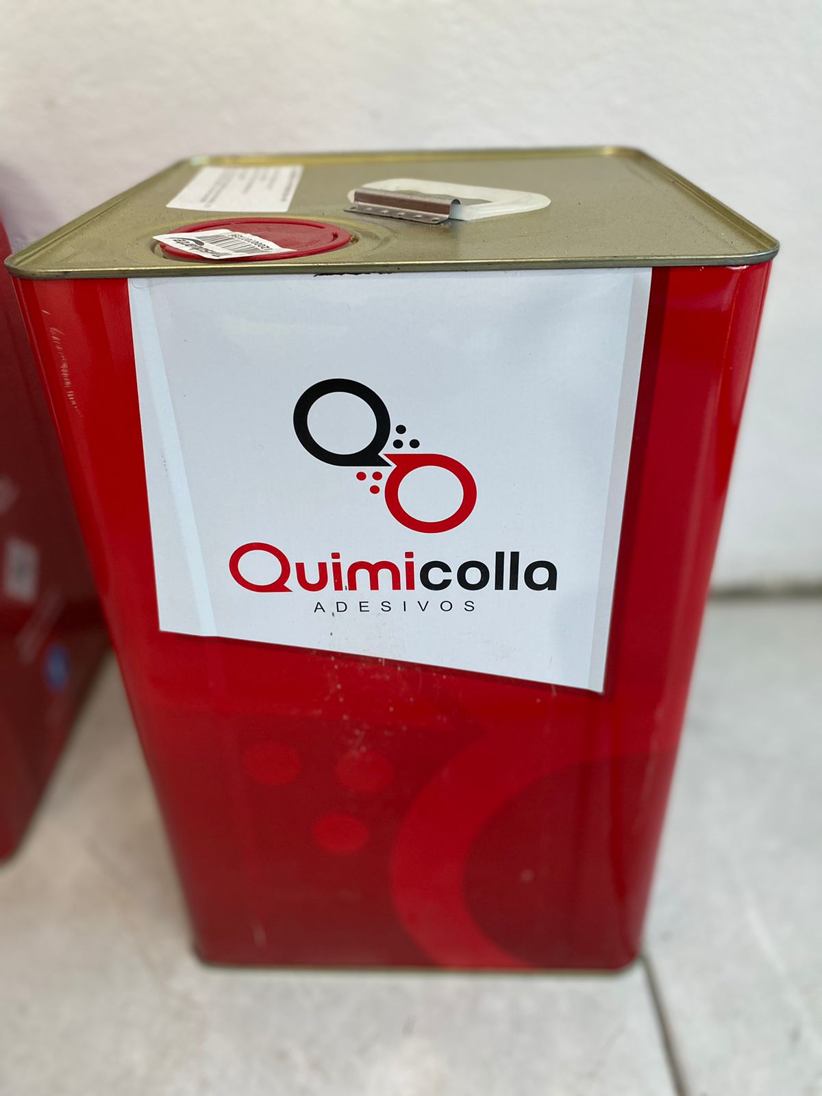 Colas e Adesivos